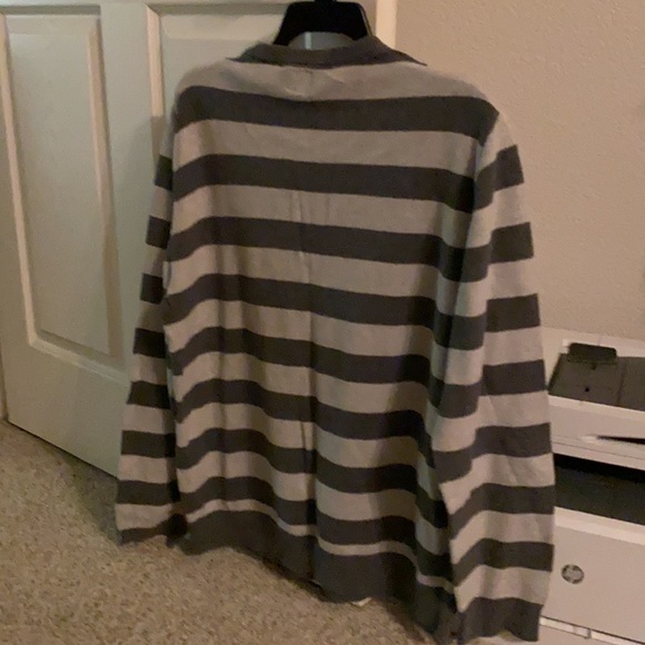 Levi’s T-shirt - Picture 2 of 3